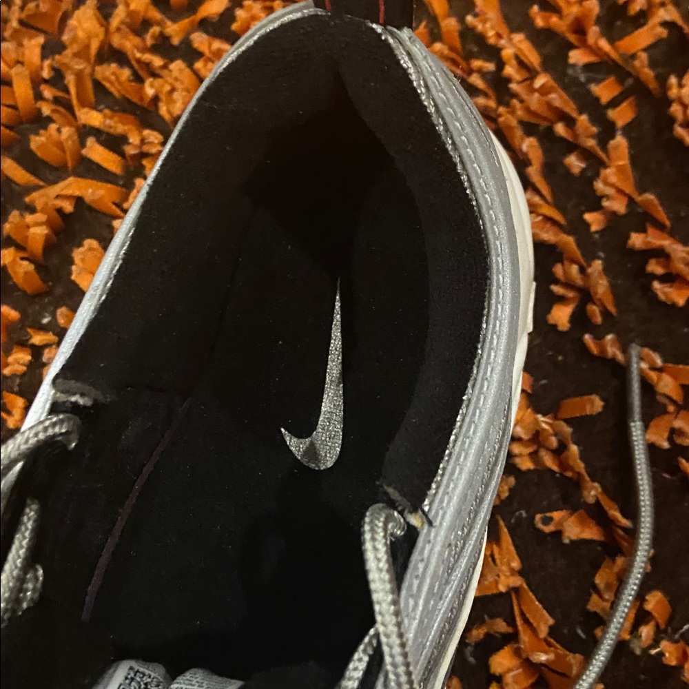 Nike Silver and Red Sneakers - Picture 5 of 5